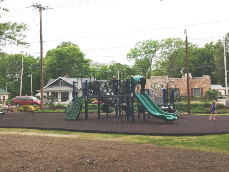 Cedar Crest Park